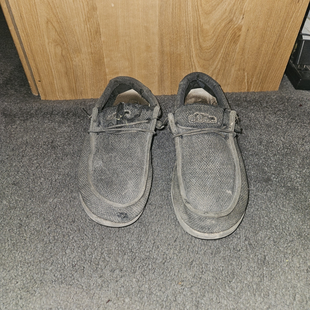 Hey Dude Men's Gray Loafers - Picture 2 of 4